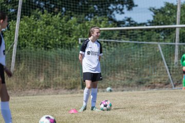 Bild 96 - wBJ TuRa Meldorf/Buesum - JFV Luebeck : Ergebnis: 1:0